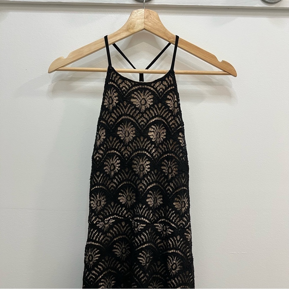 Monteau black lace dress. Like new. - Picture 6 of 13